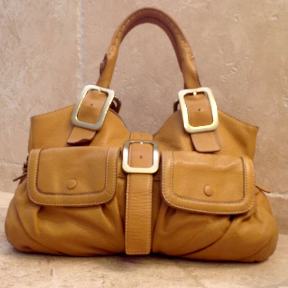 COLE HAAN ALL LEATHER  HandBag Excellent Condition